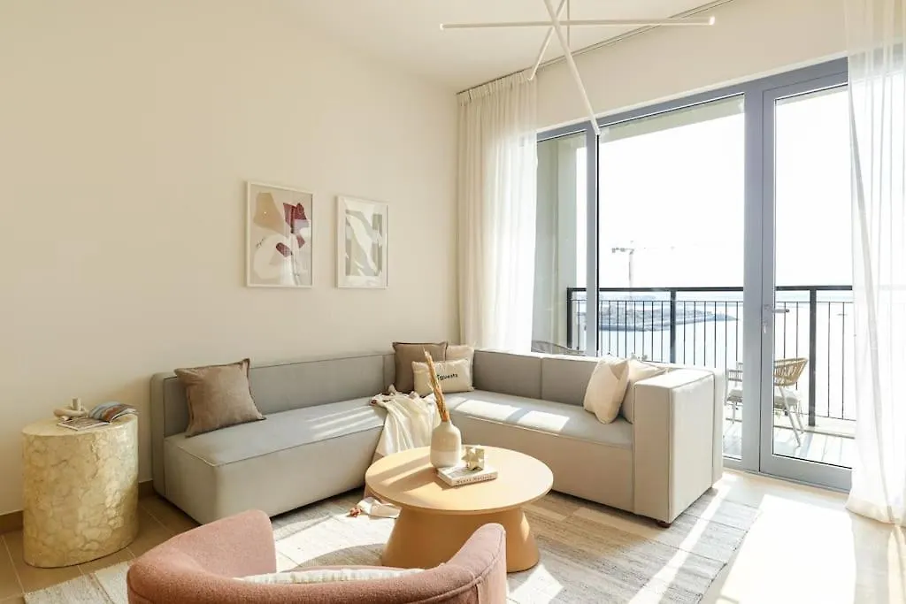 Higuests - Dream Vacation Apartment In La Rive 1 Dubai 0*,