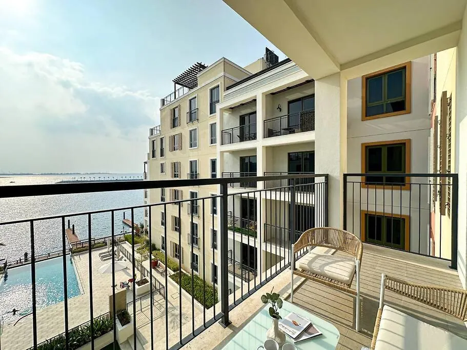 Higuests - Dream Vacation Apartment In La Rive 1 Dubai United Arab Emirates